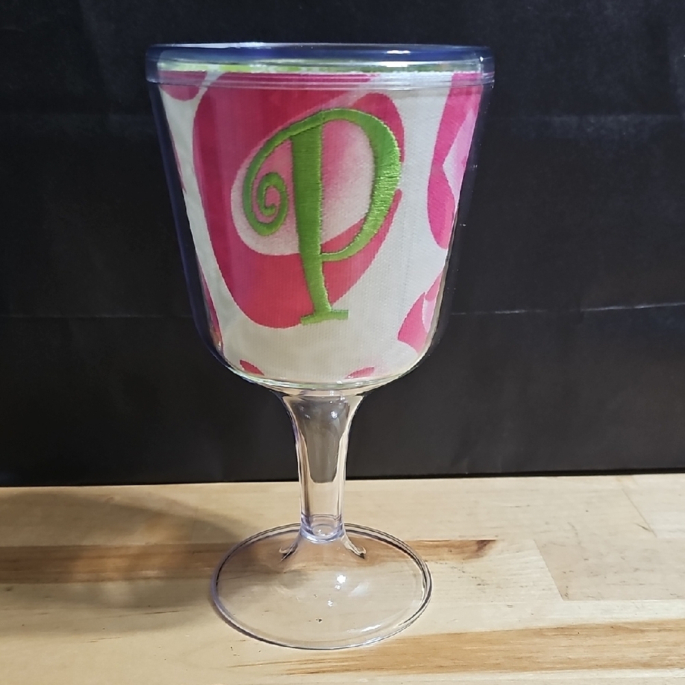 3 for $20 💚 ​Acrylic Wine Glass Monogram P Pink Green